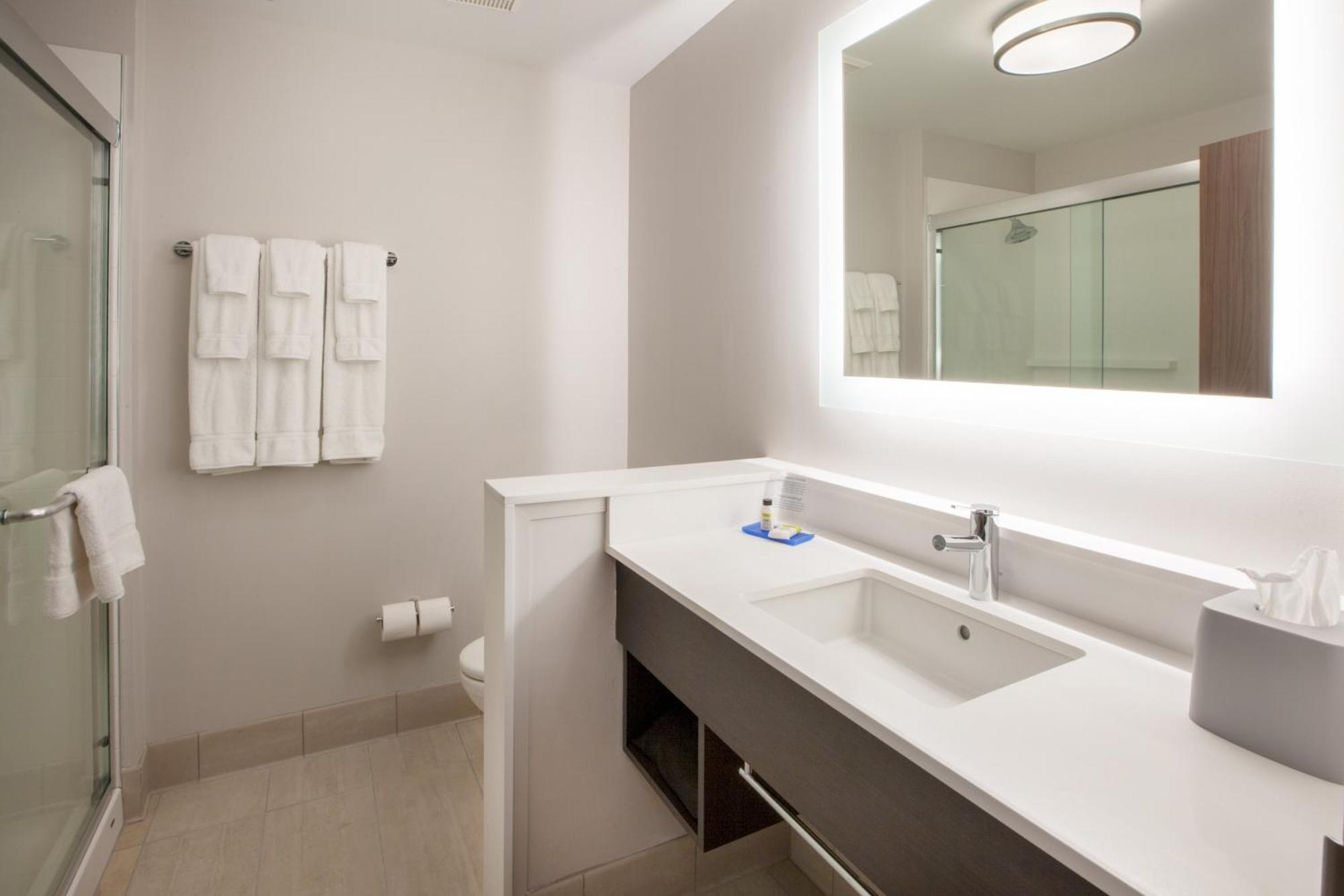 Holiday Inn Express & Suites St Thomas Saint Thomas Esterno foto